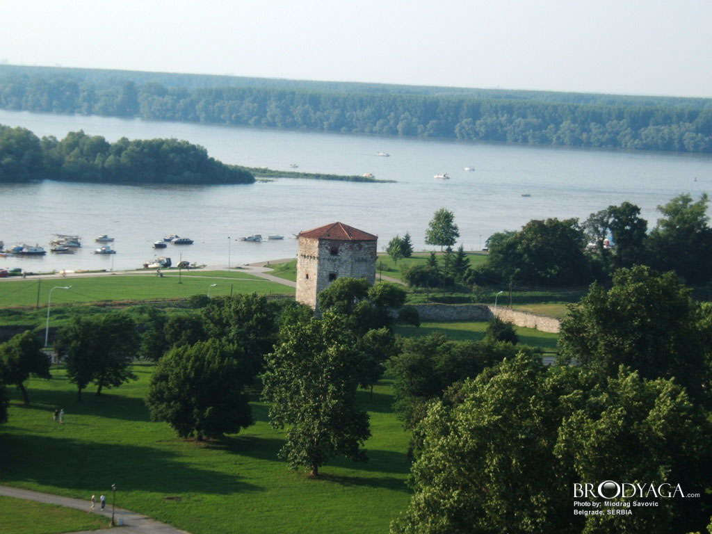 Confluence of the Danube and Sava rivers; Nebojsa Tower